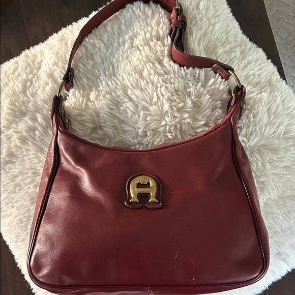 Vintage Etienne Aigner Deep Red Leather Shoulder Bag - Picture 1 of 4